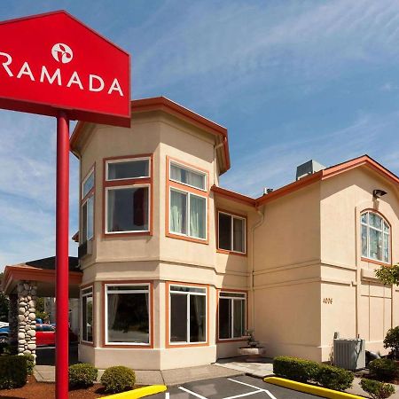 Hotel Ramada Limited Airport Tukwila Extérieur photo