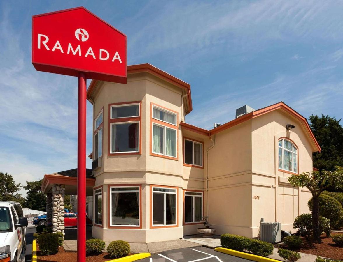 Hotel Ramada Limited Airport Tukwila Extérieur photo
